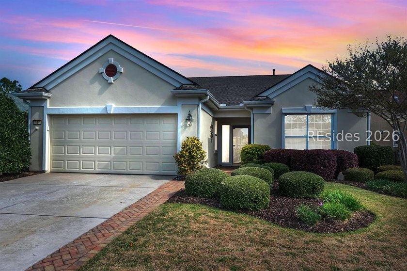 Beautifully updated Ibis model offers 3 bedrooms plus versatile - Beach Home for sale in Bluffton, South Carolina on Beachhouse.com