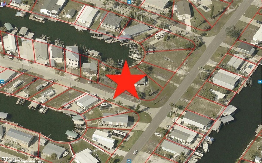 INCREDIBLE TRIPLE LOT (.30ac) in one of the most sought after - Beach Lot for sale in St. James City, Florida on Beachhouse.com