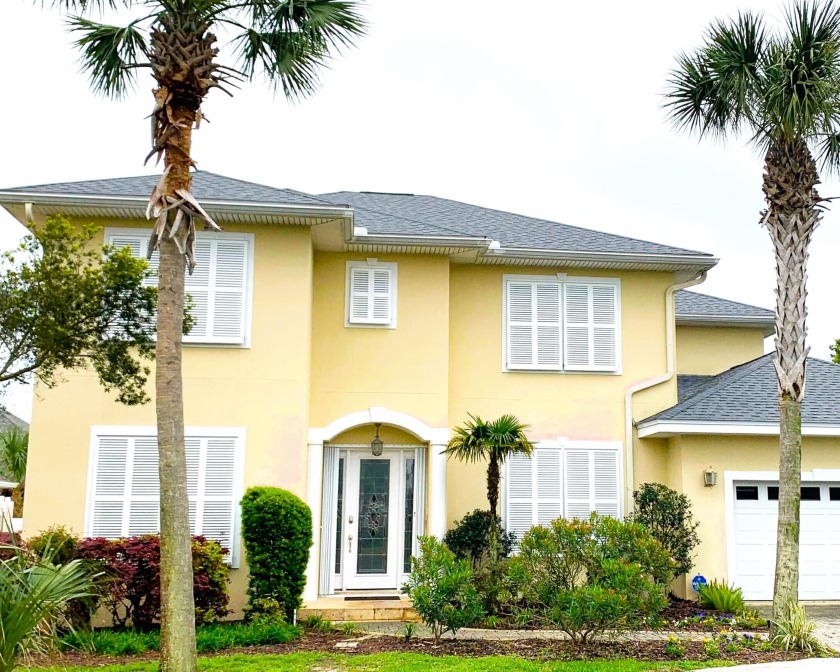 GORGEOUS PROPERTY STEPS FROM THE BEACH... Turnkey, Fully - Beach Home for sale in Miramar Beach, Florida on Beachhouse.com