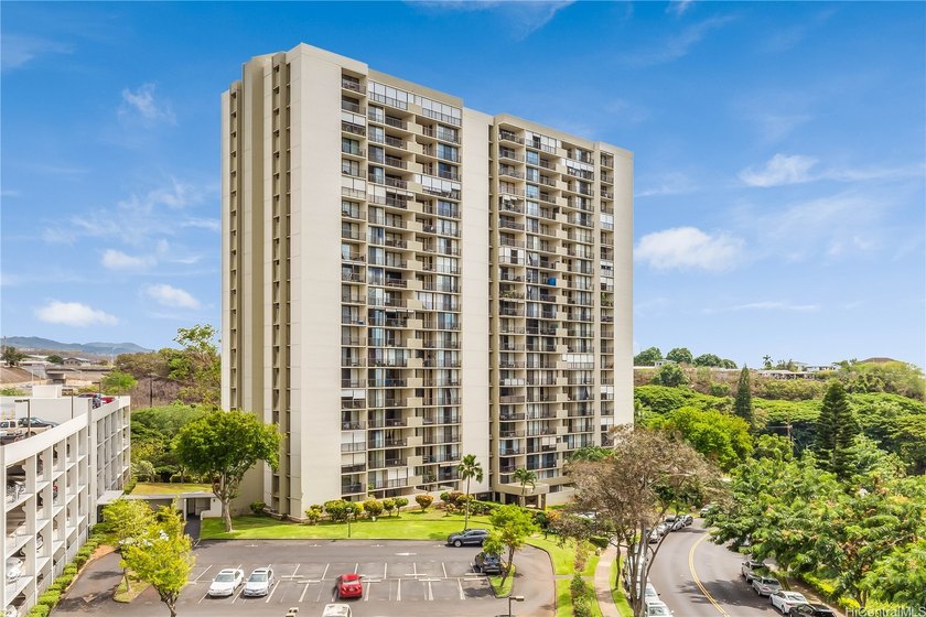 This 2 bedroom 1 bath condo is conveniently located in Aiea near - Beach Condo for sale in Aiea, Hawaii on Beachhouse.com