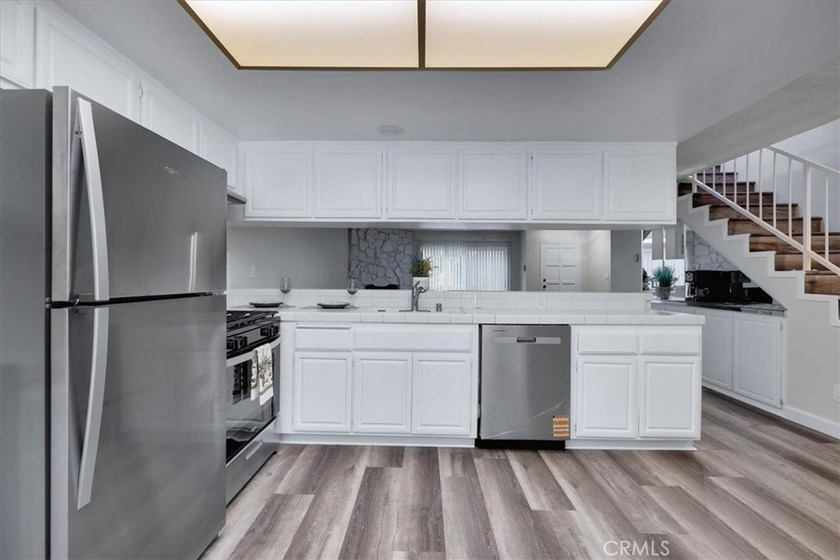 WONDERFUL 10 UNIT COMPLEX CALLED *THE ATHENIAN* WITH BABBLING - Beach Condo for sale in San Pedro, California on Beachhouse.com