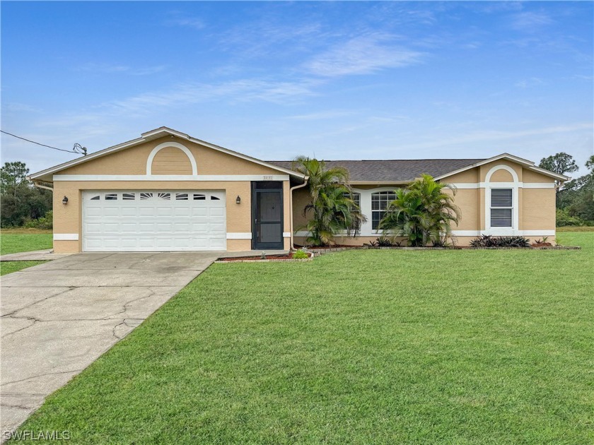 Stop! Look no further! You just found your dream home! Come to - Beach Home for sale in Lehigh Acres, Florida on Beachhouse.com