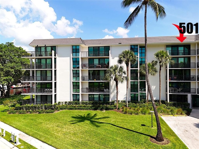 Super private condo with east/southeast facing balcony -  tons - Beach Condo for sale in Fort Lauderdale, Florida on Beachhouse.com