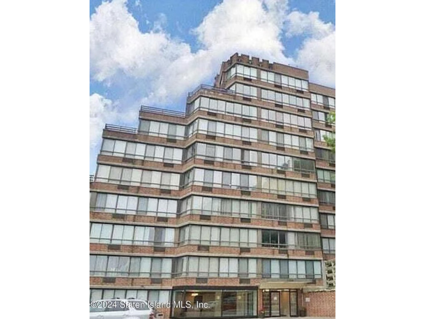 Come home to the only high-rise luxury building in all of Staten - Beach Apartment for sale in Staten Island, New York on Beachhouse.com