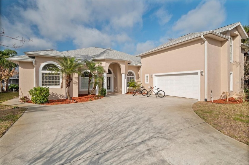 Luxurious Waterfront pool Home - Successful Vacation Rental - Beach Home for sale in Palm Coast, Florida on Beachhouse.com