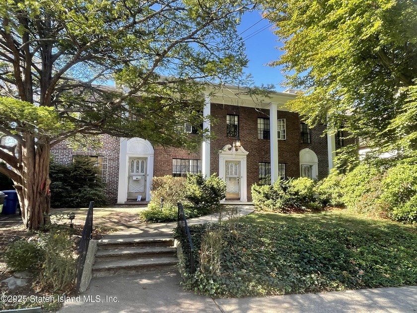 This 6 Family Unit consists of 3 two family attached dwellings - Beach Home for sale in Staten Island, New York on Beachhouse.com