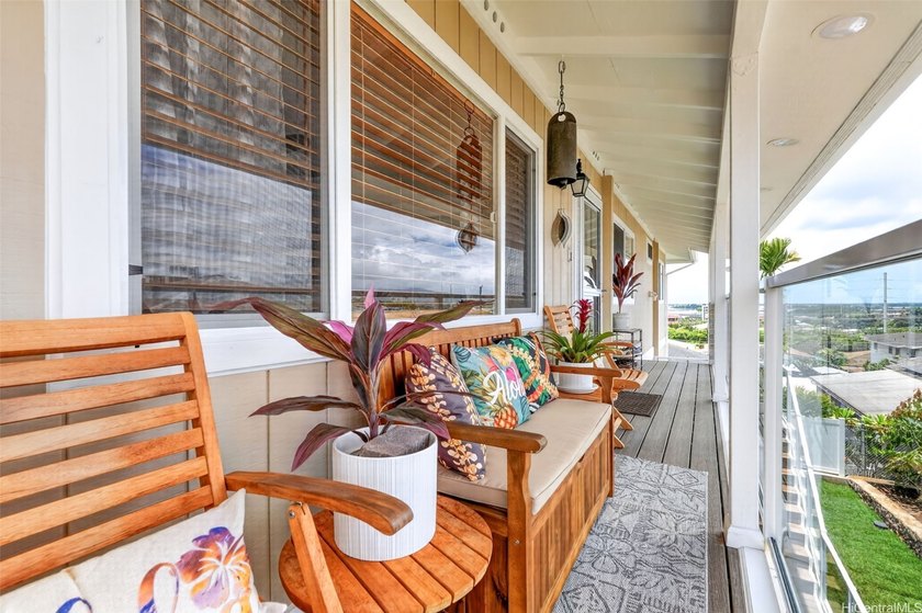 Are you tired of looking at homes with deferred maintenance? - Beach Home for sale in Aiea, Hawaii on Beachhouse.com