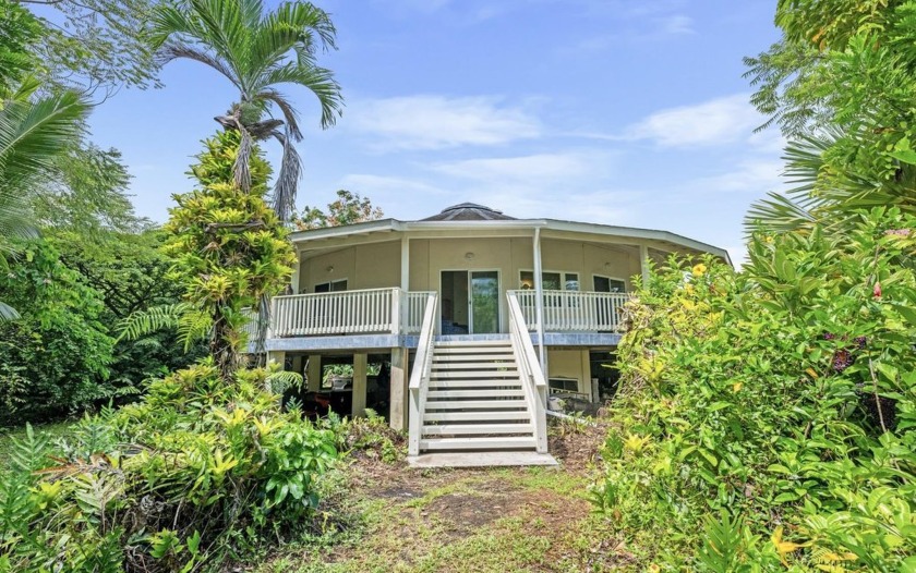 Welcome to 155 Uwala Rd -- a spacious 2-bedroom, 2-bathroom - Beach Home for sale in Hana, Hawaii on Beachhouse.com