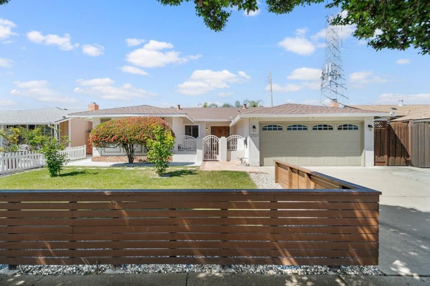 Follow neighborhood roads to find this beautifully designed home - Beach Home for sale in San Jose, California on Beachhouse.com