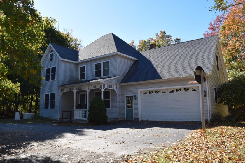 OPEN HOUSE on October 19th from 11-2. The Contemporary 3BR 2BA - Beach Home for sale in Harpswell, Maine on Beachhouse.com