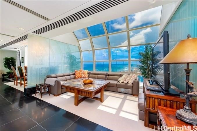 425 South Street 4502 - Beach Condo for sale in Honolulu, Hawaii on Beachhouse.com