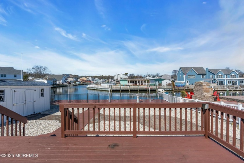 Waterfront living at a reasonable price! NEW ROOF! This stunning - Beach Home for sale in Brick, New Jersey on Beachhouse.com