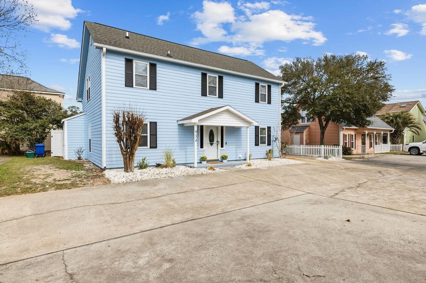 ***OPEN HOUSE Sunday March 22nd 1-3pm***  Beautifully REMODELED - Beach Home for sale in North Myrtle Beach, South Carolina on Beachhouse.com