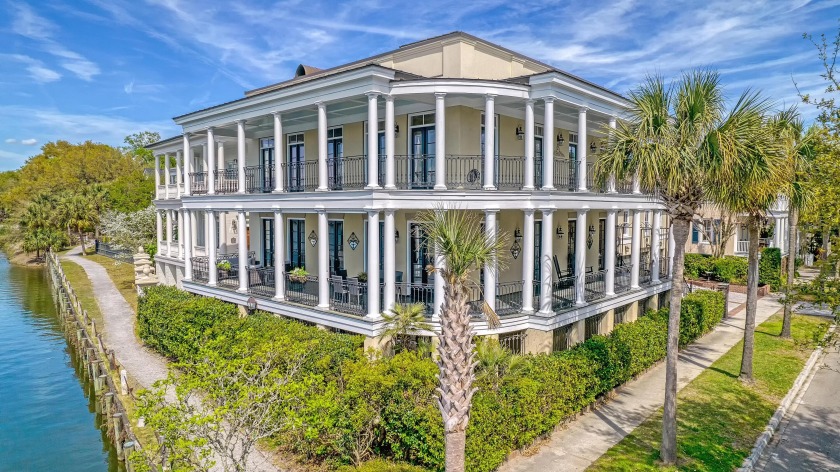 What an amazing opportunity to live & entertain in this I'On - Beach Home for sale in Mount Pleasant, South Carolina on Beachhouse.com