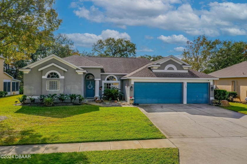 Stunning 4 Bedroom, 3 Bath Pool Home in Sunrise Oaks. Welcome to - Beach Home for sale in Port Orange, Florida on Beachhouse.com