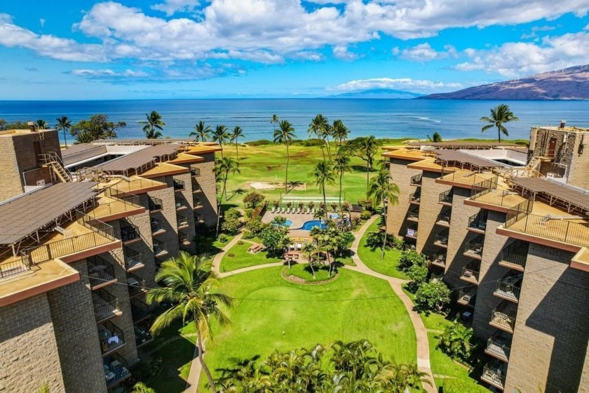 Welcome to Kauhale Makai #421, an end-unit studio offering ocean - Beach Condo for sale in Kihei, Hawaii on Beachhouse.com
