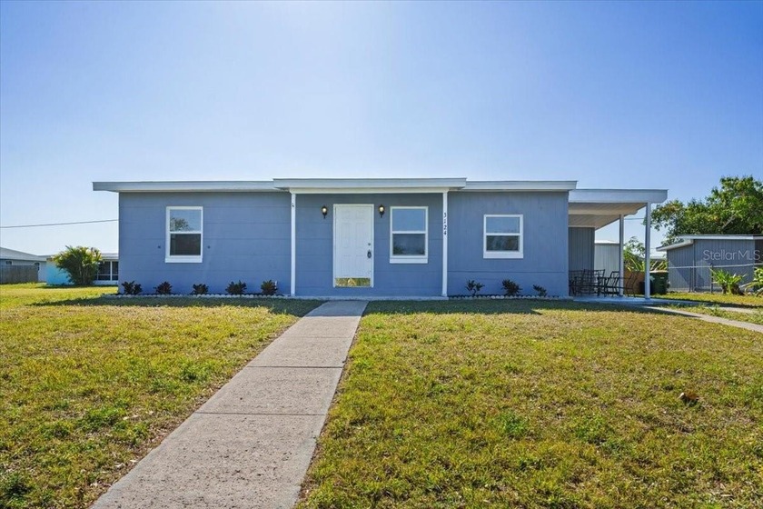 FHA - VA - CONVENTIONAL FINANCING WELCOME ***SELLER WILLING TO - Beach Home for sale in Port Charlotte, Florida on Beachhouse.com
