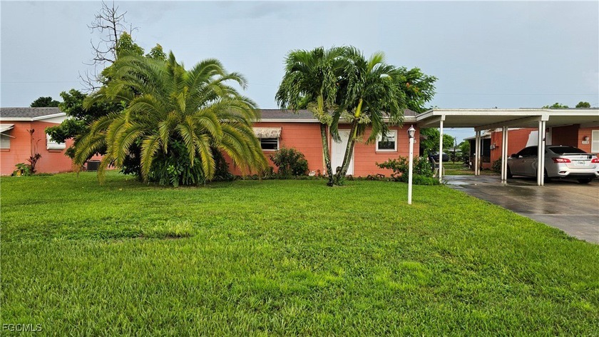 Investor Special! 2 Bedroom, 2 Bath Home with New Roof (2021) - Beach Home for sale in Lehigh Acres, Florida on Beachhouse.com