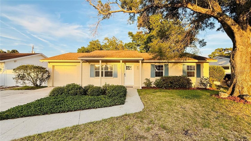 Welcome to 6409 Rosewood Dr., Tampa, FL 33615, a beautifully - Beach Home for sale in Tampa, Florida on Beachhouse.com