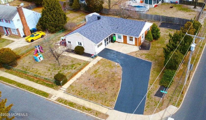 Unleash the Potential - Your perfect retreat!  Opportunity is - Beach Home for sale in Oakhurst, New Jersey on Beachhouse.com