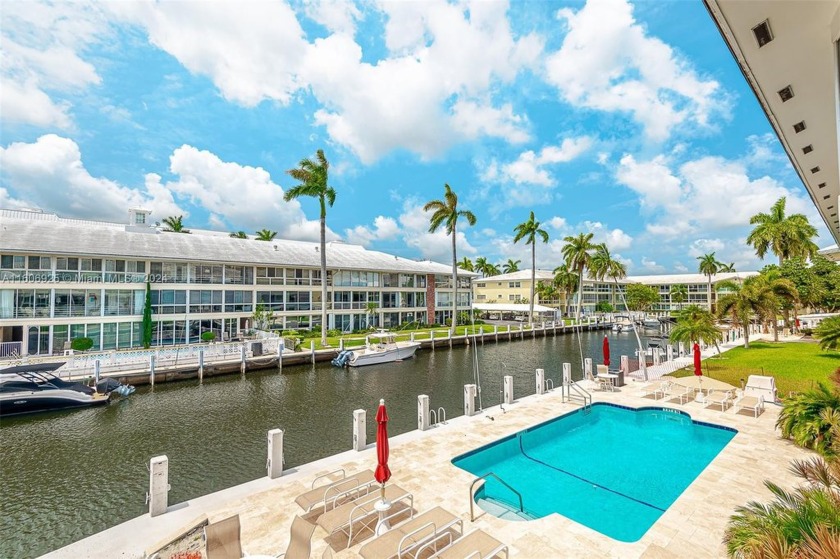 AMAZING WATERFRONT CONDO IN THE CORAL RIDGE COUNTRY CLUB AREA; - Beach Condo for sale in Fort Lauderdale, Florida on Beachhouse.com