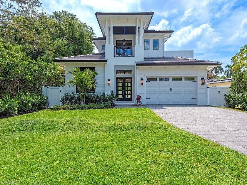 JUST COMPLETED - LAKE PARK NEW CONSTRUCTION* Exceptional Custom - Beach Home for sale in Naples, Florida on Beachhouse.com