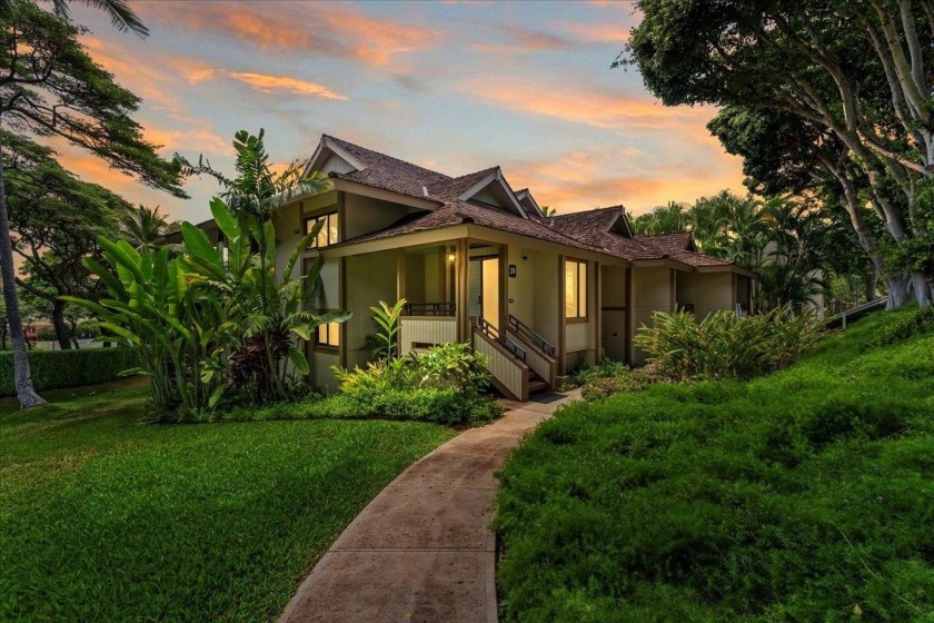 Wailea's Best Kept Secret!  Discover the perfect blend of - Beach Condo for sale in Kihei, Hawaii on Beachhouse.com