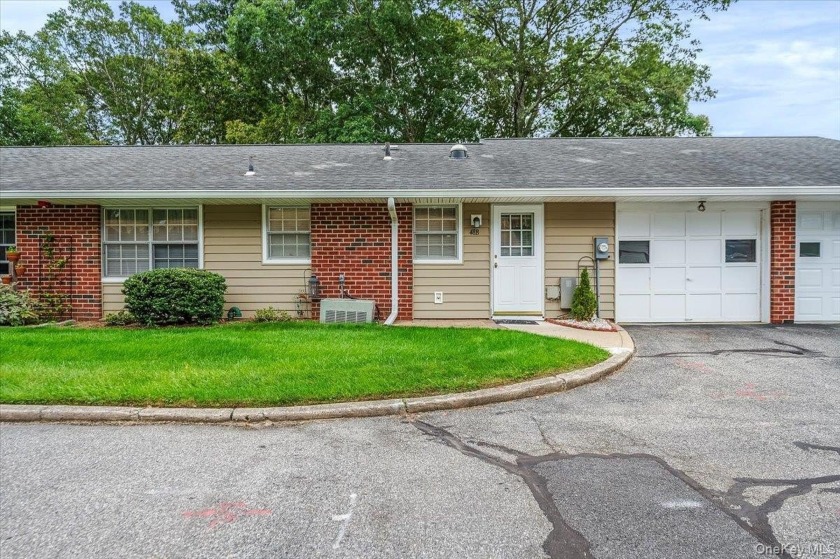 Welcome to this beautifully maintained Baronet model in the - Beach Condo for sale in Ridge, New York on Beachhouse.com