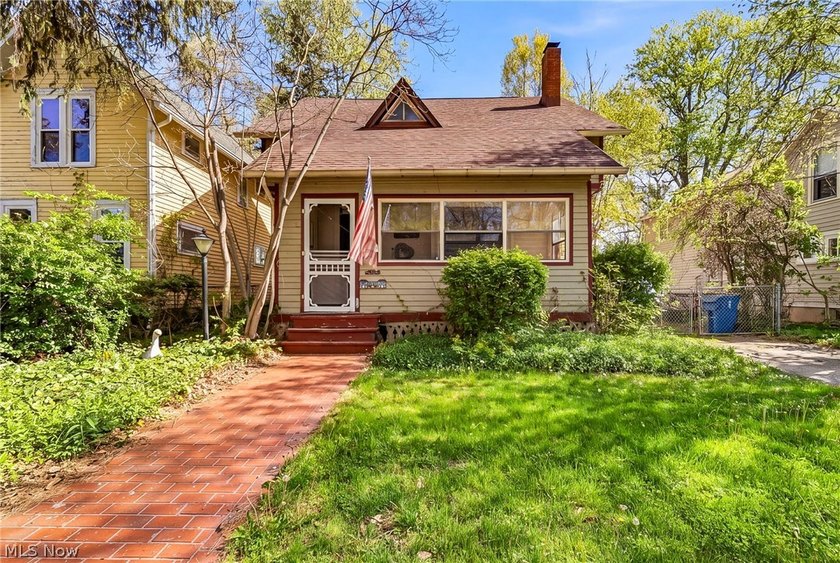 This four-bedroom century home, built in 1884, is filled with - Beach Home for sale in Willoughby, Ohio on Beachhouse.com