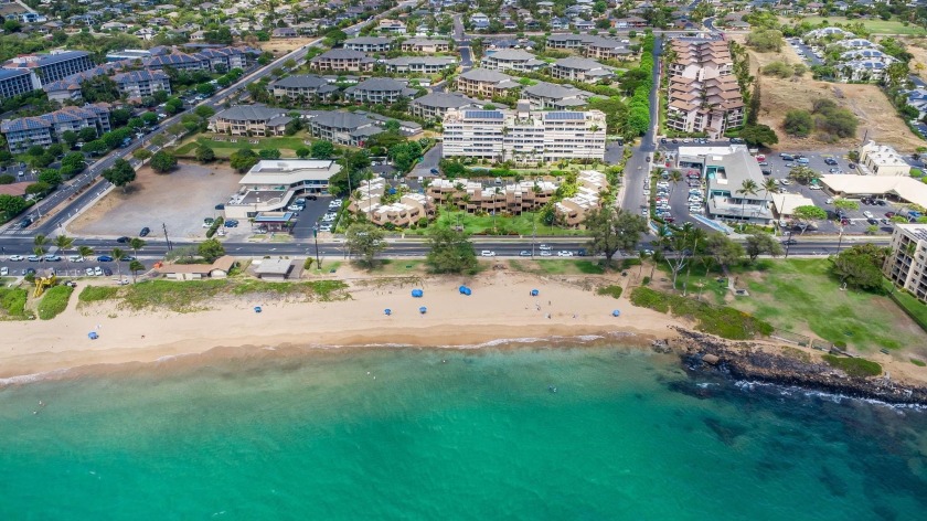 Welcome to this rare and amazing opportunity! Located directly - Beach Condo for sale in Kihei, Hawaii on Beachhouse.com