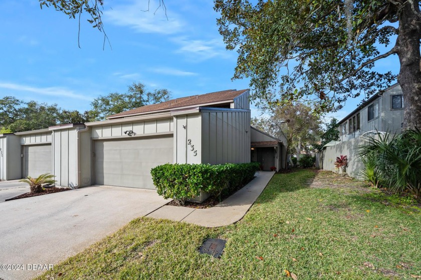 Welcome to The Trails, where modern convenience meets cozy charm - Beach Townhome/Townhouse for sale in Ormond Beach, Florida on Beachhouse.com