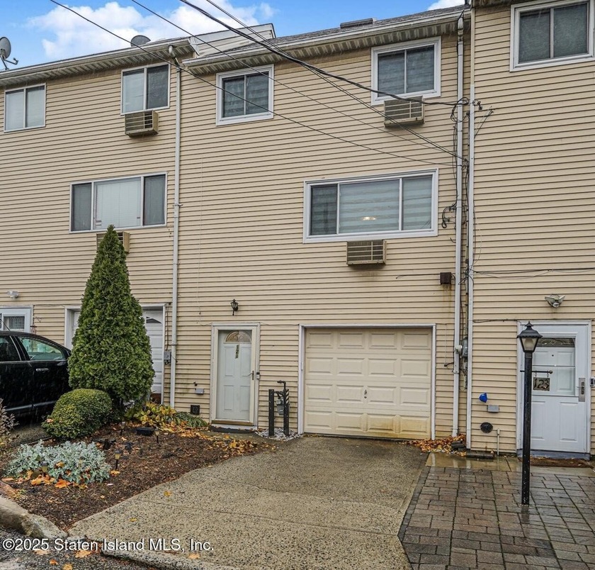 Welcome To This Spacious & Well Kept Single Family Home Located - Beach Home for sale in Staten Island, New York on Beachhouse.com