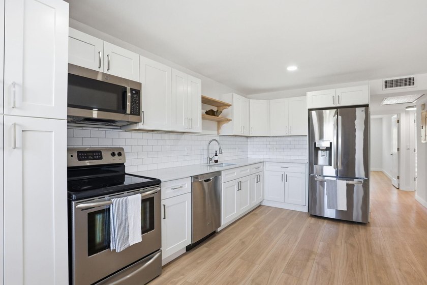 Welcome to this beautifully fully renovated 2-bedroom - Beach Condo for sale in Deerfield Beach, Florida on Beachhouse.com