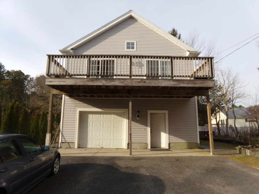 This Maintenance free  4/2 Built-in 2005 with a new roof in 2021 - Beach Home for sale in Wareham, Massachusetts on Beachhouse.com