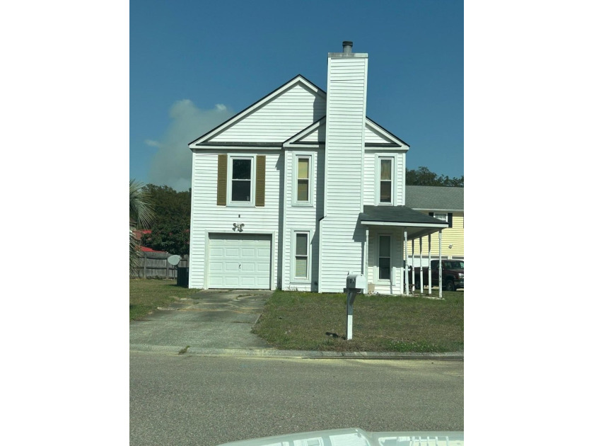 ** Estate Sale Strictly AS-IS ** Lots of Potential on High Large - Beach Home for sale in Hanahan, South Carolina on Beachhouse.com