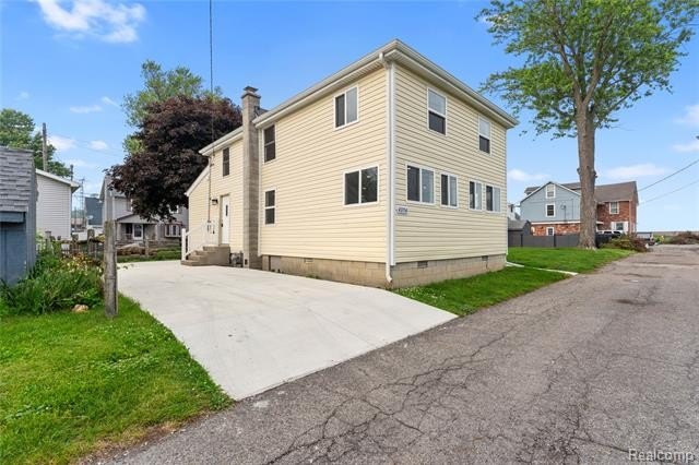 Discover beach living in this completely remodeled home just two - Beach Home for sale in Luna Pier, Michigan on Beachhouse.com