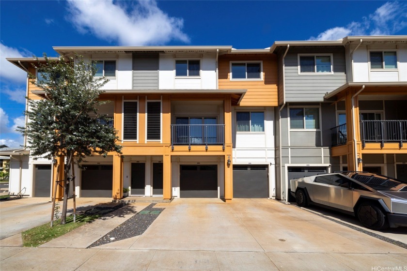 The highly motivated sellers are presently offering a $10,000 - Beach Condo for sale in Ewa Beach, Hawaii on Beachhouse.com