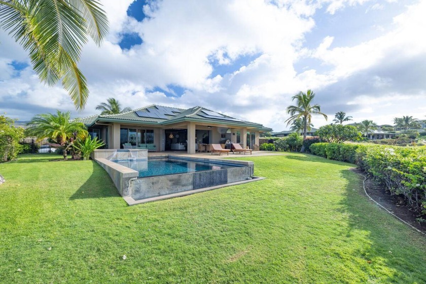 Nestled within the esteemed Mauna Kea Resort, this exquisite - Beach Home for sale in Kamuela, Hawaii on Beachhouse.com