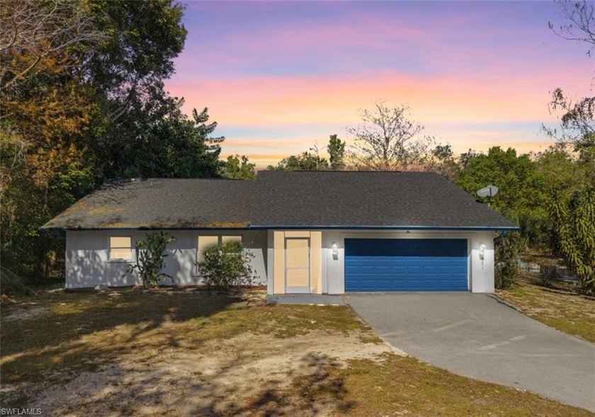 Welcome Home! Best value in Logan Woods! This is where space - Beach Home for sale in Naples, Florida on Beachhouse.com