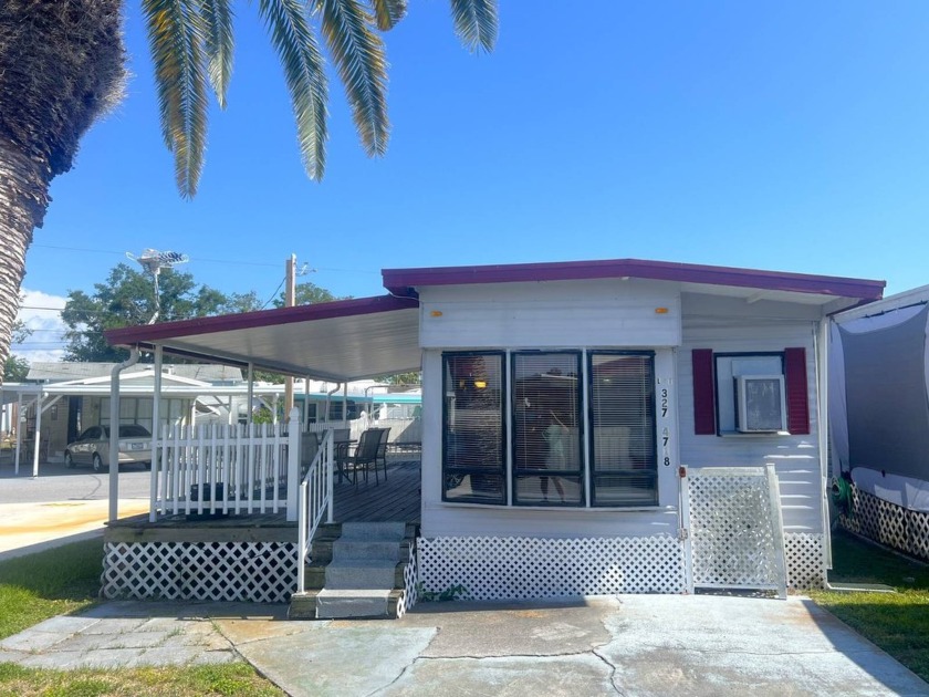 This 1 bedroom, 1 Bathroom, Fully Furnished Home is in Holiday - Beach Home for sale in Holiday, Florida on Beachhouse.com