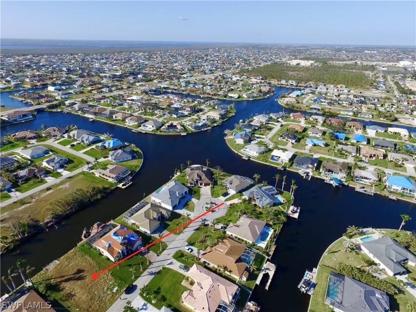 Beautiful Gulf Access Lot with a wide canal view in a Cul de sac - Beach Lot for sale in Cape Coral, Florida on Beachhouse.com