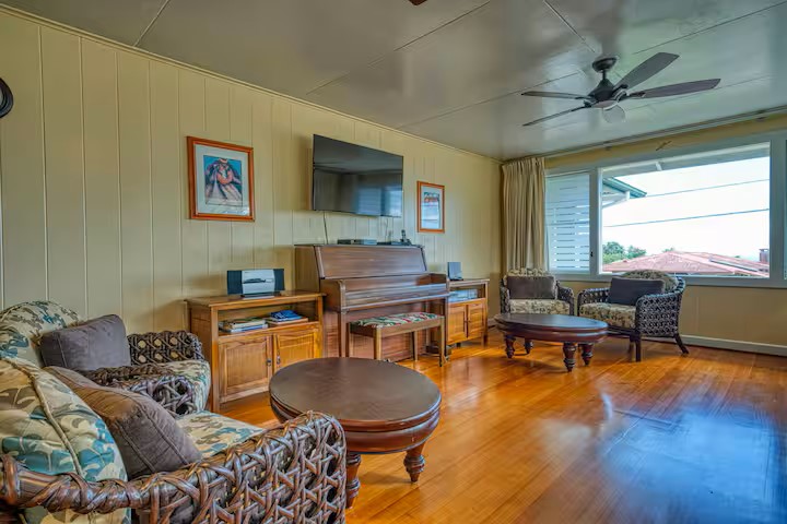 LOOK! Spacious Home in the Heart of Hilo - Bonus Rec - Beach Vacation Rentals in Hilo, Hawaii on Beachhouse.com
