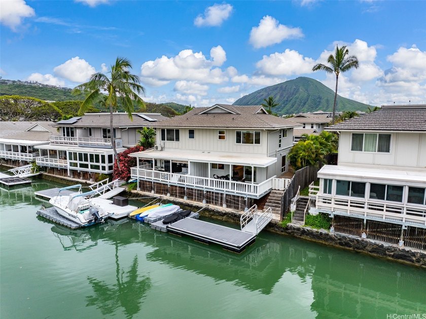 NEW LISTING!! DIRECT MARINA FRONTAGE defines this exceptional - Beach Condo for sale in Honolulu, Hawaii on Beachhouse.com