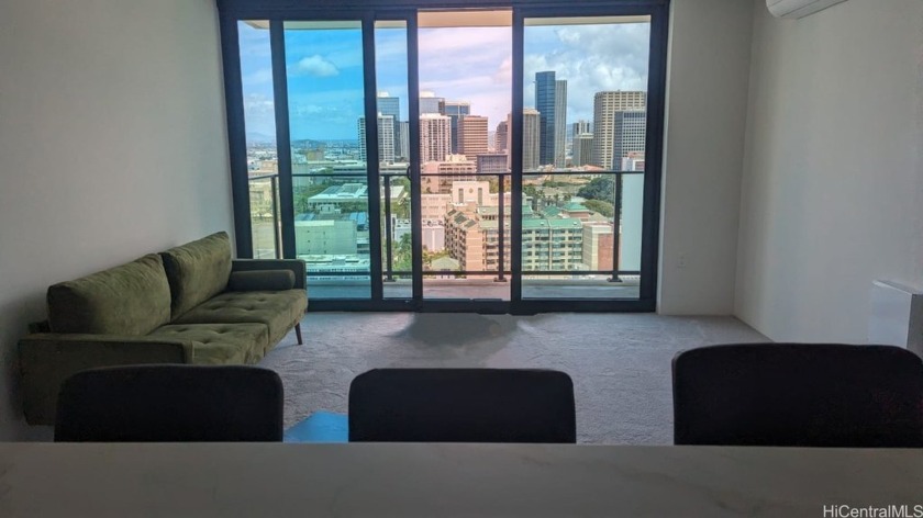 Enjoy the convenience and sophistication of Kaka'ako from your - Beach Condo for sale in Honolulu, Hawaii on Beachhouse.com
