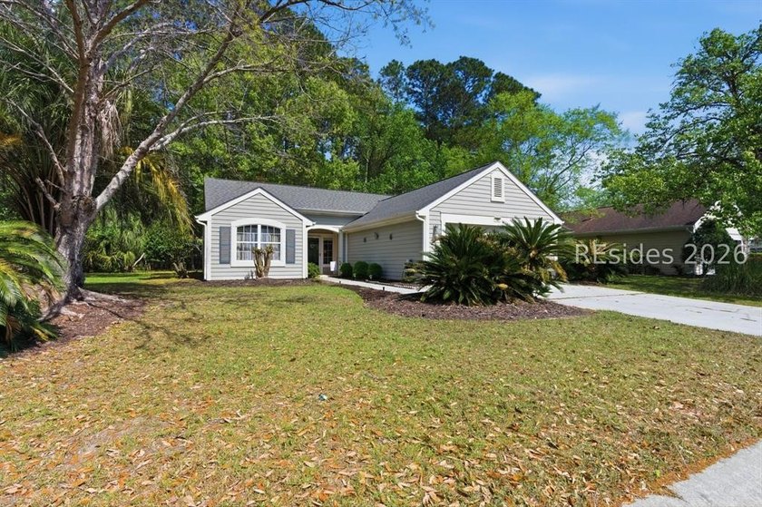 House remodeled in 2021 with new kitchen, new WPV floors etc - Beach Home for sale in Bluffton, South Carolina on Beachhouse.com