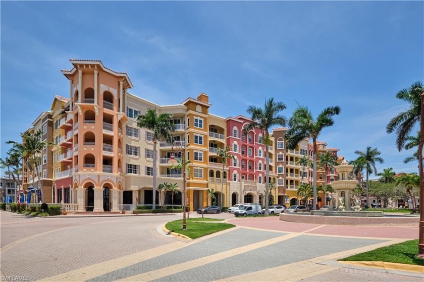 Light and Bright, Bright, Bright - Welcome to Beautiful - Beach Condo for sale in Naples, Florida on Beachhouse.com