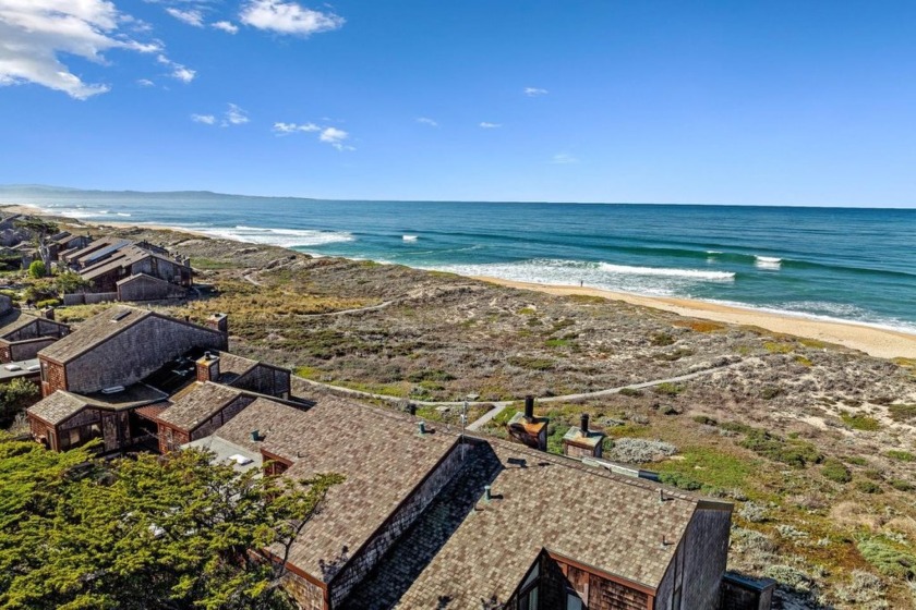Nestled between Santa Cruz & Monterey in the private, gated - Beach Home for sale in Moss Landing, California on Beachhouse.com