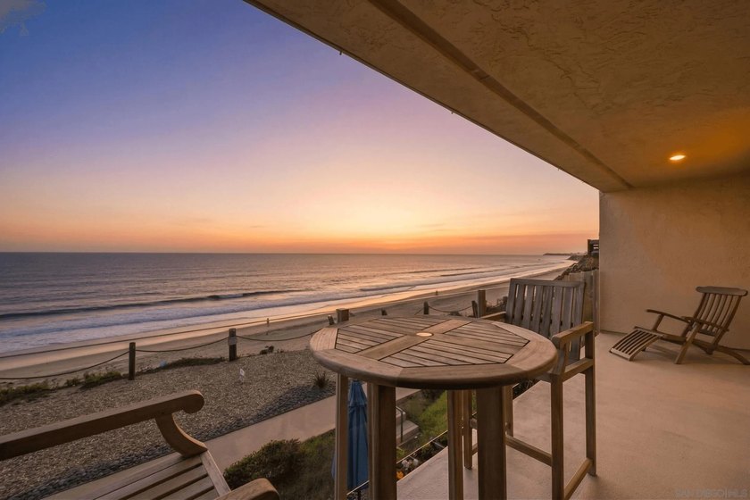 Perched atop the bluff with sweeping ocean views that bring the - Beach Condo for sale in Solana Beach, California on Beachhouse.com