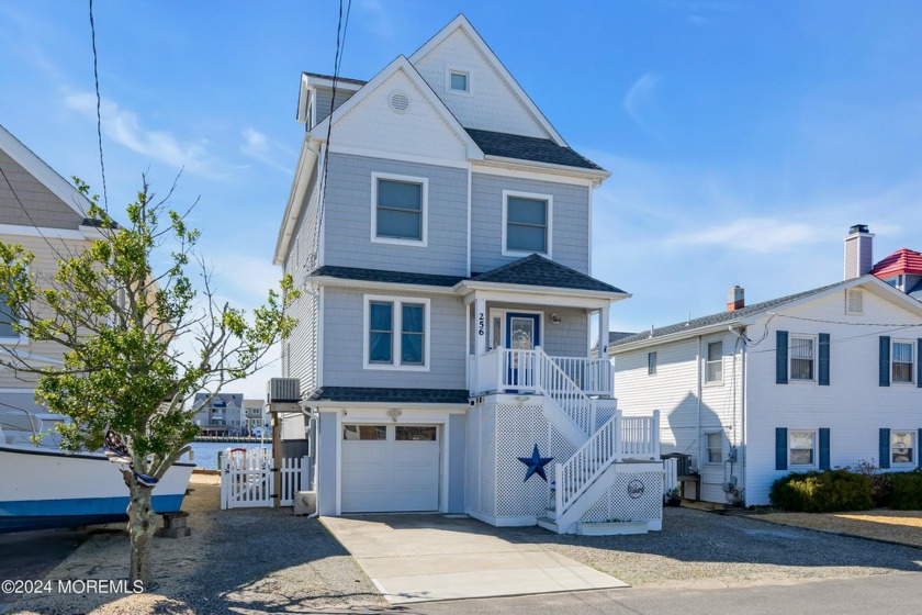 Open Bay Featured Listing!!!  Absolutely gorgeous Bayfront on a - Beach Home for sale in Bayville, New Jersey on Beachhouse.com