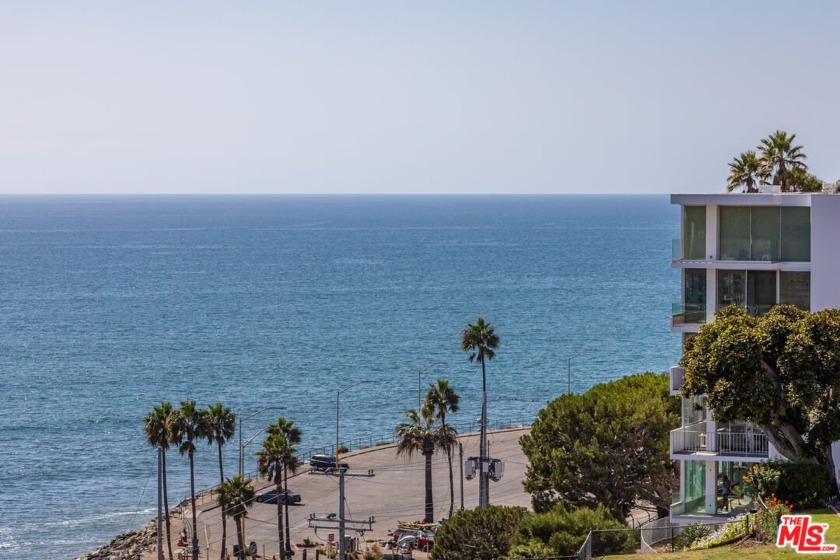 Perched above the Pacific at the iconic Edgewater Towers, this - Beach Condo for sale in Pacific Palisades, California on Beachhouse.com